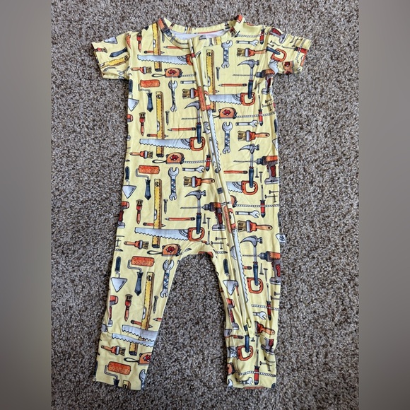 Little Bum Bums & Roses Nailed It Convertible Bamboo Pjs Tools One Piece 6-9M - Picture 3 of 6